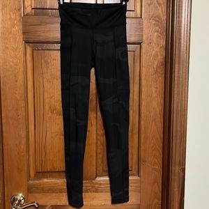 Aeropostale black camp leggings with pockets- XS